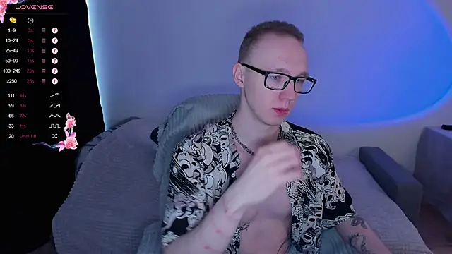 Alex silents online show from 10/20/25, 07:42