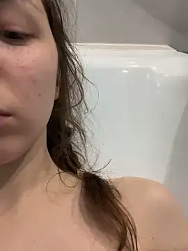 Adela Vetta online show from 02/03/25, 08:46