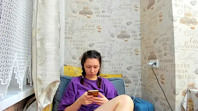 Adela Vetta online show from 02/21/25, 05:09