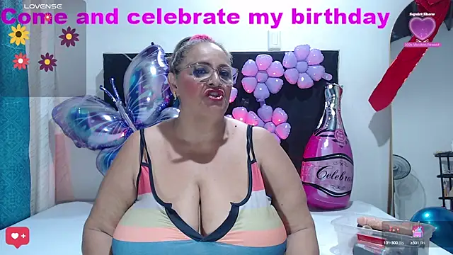 Snapshot of BBW_salome chatting on 02/06/25, 09:06 BBW salome online show from 02/06/25, 09:06