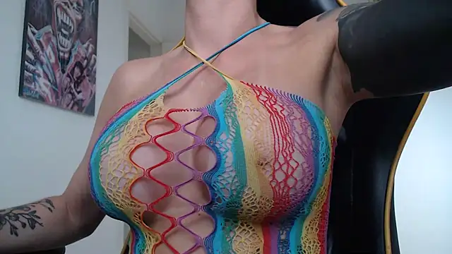 CrisBathoryxxx online show from 01/10/25, 09:10