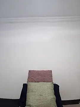 Curvy sluty online show from 10/16/25, 05:30