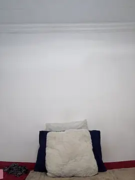 Curvy sluty online show from 11/12/25, 08:15