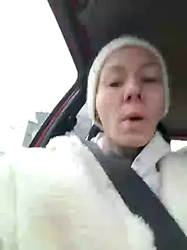 Snapshot of Scherana chatting on 12/10/24, 09:12 Scherana online show from 12/10/24, 09:12