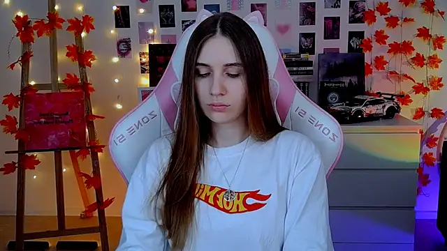 AliceCharmy online show from 11/07/25, 07:41