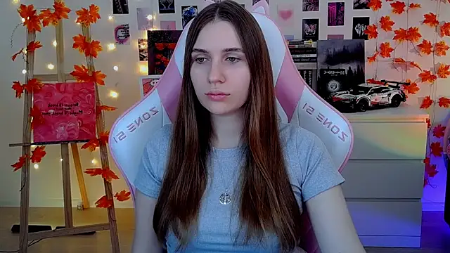 AliceCharmy online show from 11/16/25, 07:14