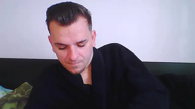 Huge cock22cm online show from 11/15/25, 06:22