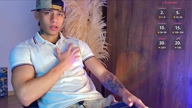 Snapshot of Josep_Davies chatting on 10/11/25, 09:24 Josep Davies online show from 10/11/25, 09:24