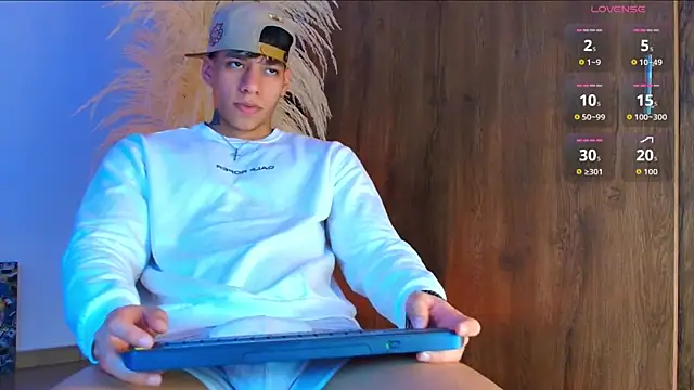 Snapshot of Josep_Davies chatting on 10/26/25, 07:42 Josep Davies online show from 10/26/25, 07:42