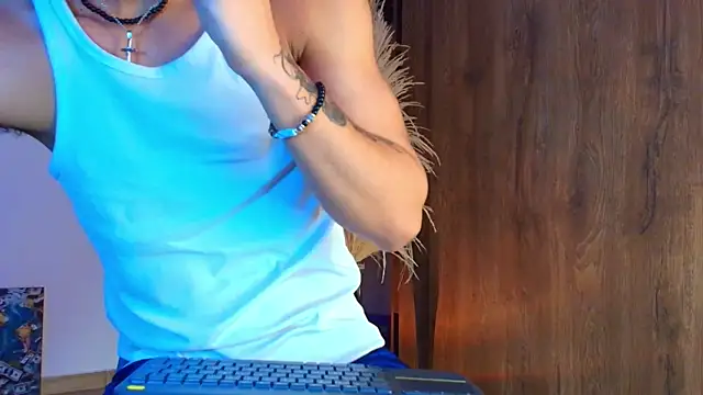 Snapshot of Josep_Davies chatting on 10/30/25, 10:27 Josep Davies online show from 10/30/25, 10:27