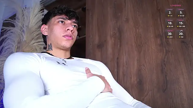 Snapshot of Josep_Davies chatting on 11/18/25, 07:18 Josep Davies online show from 11/18/25, 07:18