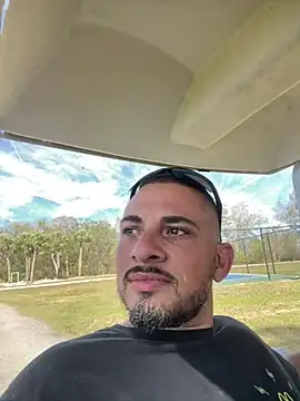 Snapshot of OmegaAlphaOne chatting on 01/31/25, 04:17 OmegaAlphaOne online show from 01/31/25, 04:17