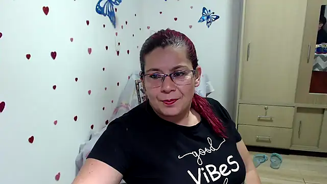 lilisa777 online show from 02/15/25, 05:30