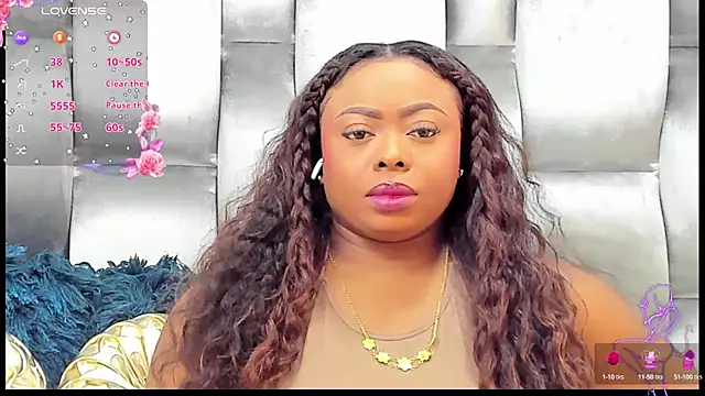 Snapshot of CamilaBenitez chatting on 10/11/25, 12:54 CamilaBenitez online show from 10/11/25, 12:54