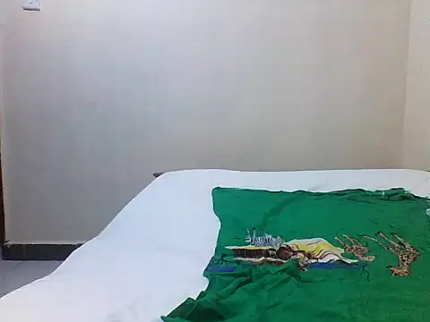 princess-cutie12 online show from 10/24/25, 01:40