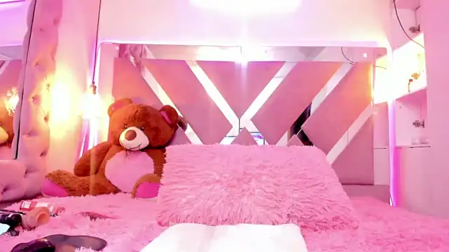 Scarlett-Bonnet online show from 03/22/25, 07:15