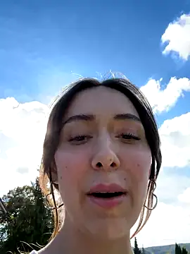 emiliasommer online show from 10/07/25, 01:30