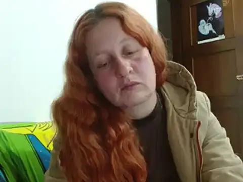 Snapshot of ViioletaMora chatting on 10/15/25, 05:51 ViioletaMora online show from 10/15/25, 05:51