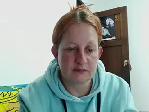 Snapshot of ViioletaMora chatting on 10/22/25, 07:41 ViioletaMora online show from 10/22/25, 07:41