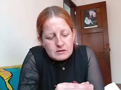 Snapshot of ViioletaMora chatting on 11/07/25, 07:36 ViioletaMora online show from 11/07/25, 07:36