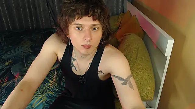Snapshot of axxxturel chatting on 09/26/25, 04:55 axxxturel online show from 09/26/25, 04:55