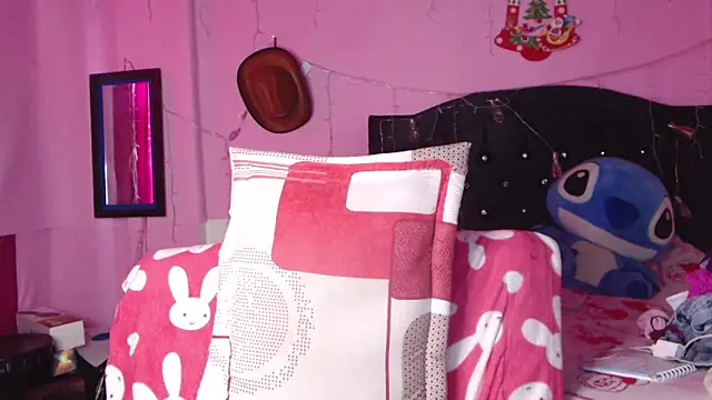 NikkiRous  online show from 11/19/25, 01:22