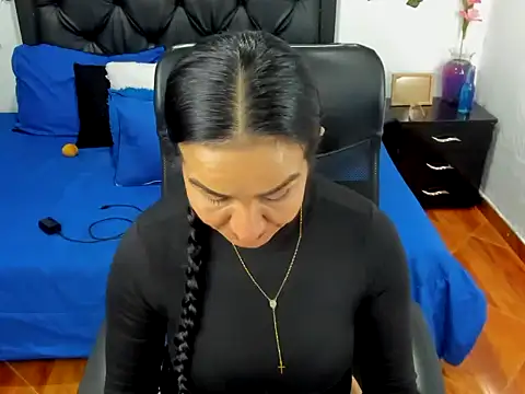 Violeta stilll online show from 10/21/25, 06:52