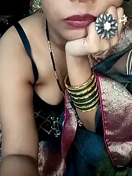 Im Cute online show from 10/10/25, 09:03