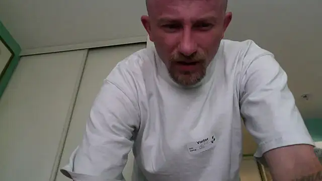 BIGWHITECOCKDOC36 online show from 10/03/25, 11:24