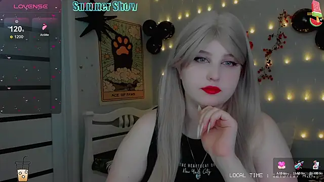 Snapshot of Crystal_Chris chatting on 02/14/25, 10:36 Crystal Chris online show from 02/14/25, 10:36