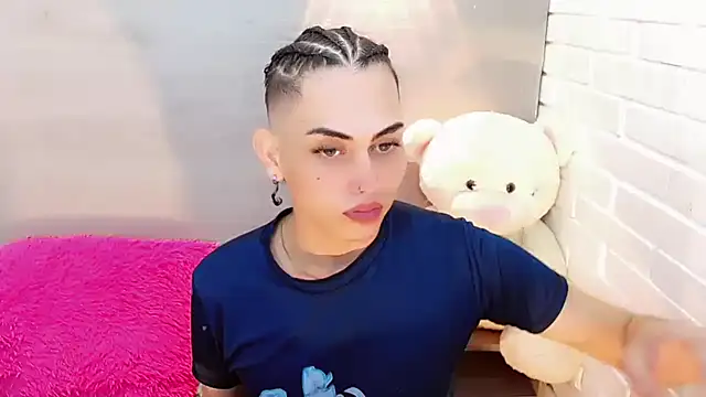 Daniela Pink  online show from 11/20/25, 07:46