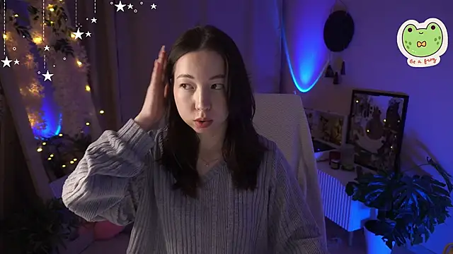 Snapshot of Sarah_Son chatting on 09/09/25, 05:18 Sarah Son online show from 09/09/25, 05:18