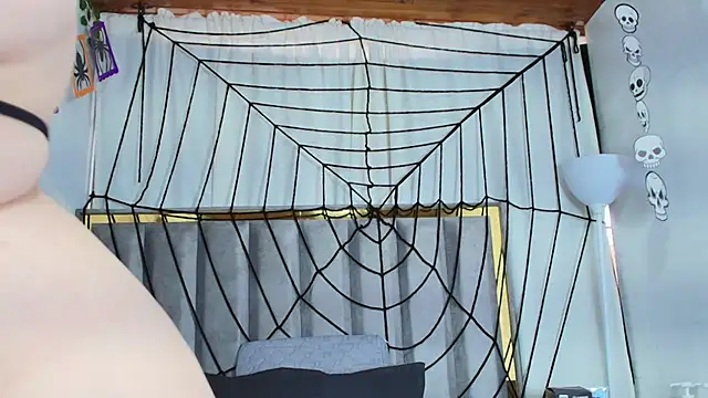 Zoe Curvy online show from 10/08/25, 12:25