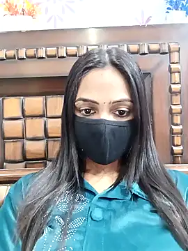 Snapshot of Yours-Bebo chatting on 01/09/25, 01:24 Yours-Bebo online show from 01/09/25, 01:24