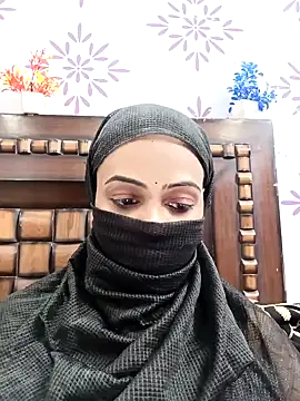 Snapshot of Yours-Bebo chatting on 01/10/25, 03:16 Yours-Bebo online show from 01/10/25, 03:16