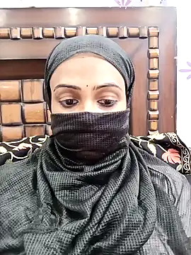 Snapshot of Yours-Bebo chatting on 01/16/25, 02:41 Yours-Bebo online show from 01/16/25, 02:41