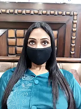 Snapshot of Yours-Bebo chatting on 01/30/25, 12:37 Yours-Bebo online show from 01/30/25, 12:37