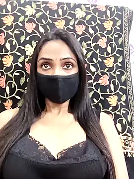 Snapshot of Yours-Bebo chatting on 03/05/25, 04:57 Yours-Bebo online show from 03/05/25, 04:57