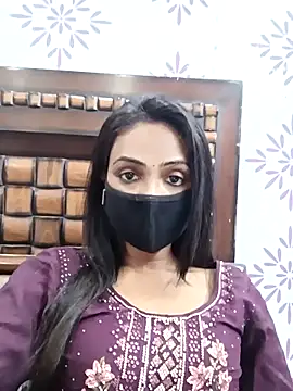 Snapshot of Yours-Bebo chatting on 03/17/25, 11:00 Yours-Bebo online show from 03/17/25, 11:00