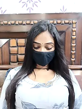 Snapshot of Yours-Bebo chatting on 09/26/25, 02:43 Yours-Bebo online show from 09/26/25, 02:43