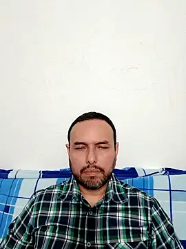 Snapshot of ElSunEagle chatting on 10/03/25, 03:58 ElSunEagle online show from 10/03/25, 03:58