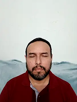 Snapshot of ElSunEagle chatting on 10/17/25, 02:59 ElSunEagle online show from 10/17/25, 02:59