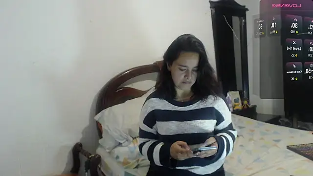 Snapshot of MagicStephany_ chatting on 02/11/25, 01:41 MagicStephany online show from 02/11/25, 01:41