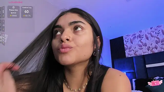 GiselOrtiz online show from 10/19/25, 11:00