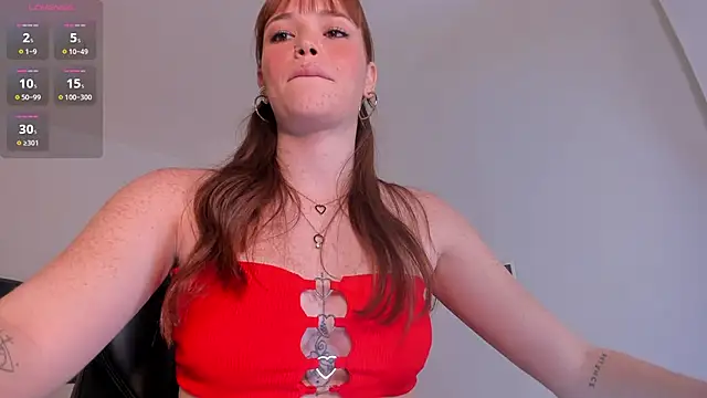 CorinneRusso online show from 12/24/24, 04:22