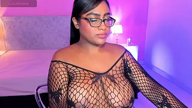 Snapshot of BlakmillerrGilson chatting on 09/16/25, 07:31 BlakmillerrGilson online show from 09/16/25, 07:31