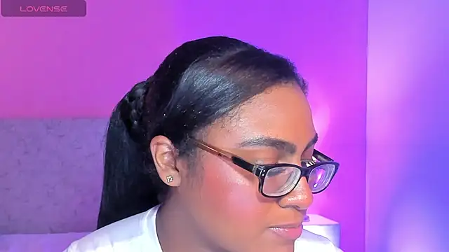 BlakmillerrGilson online show from 11/24/25, 07:57