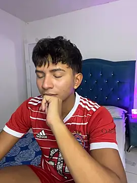 Leonarrrd 01 online show from 10/10/25, 12:31