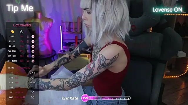 Kerry Kirk online show from 10/21/25, 07:25