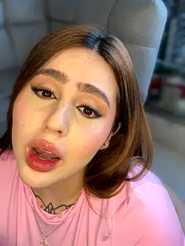 ValerieHilton online show from 10/27/25, 10:03